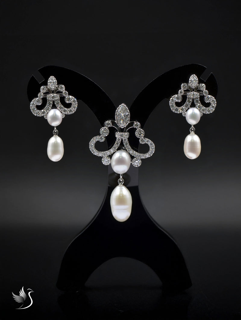 Vintage Diamond & Pearl Earring Pendant Set